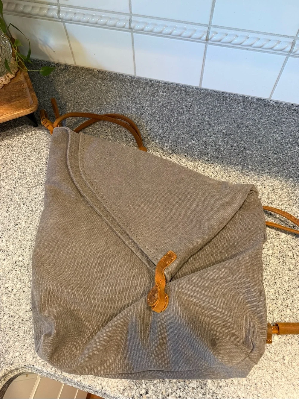 N/A spacious gray